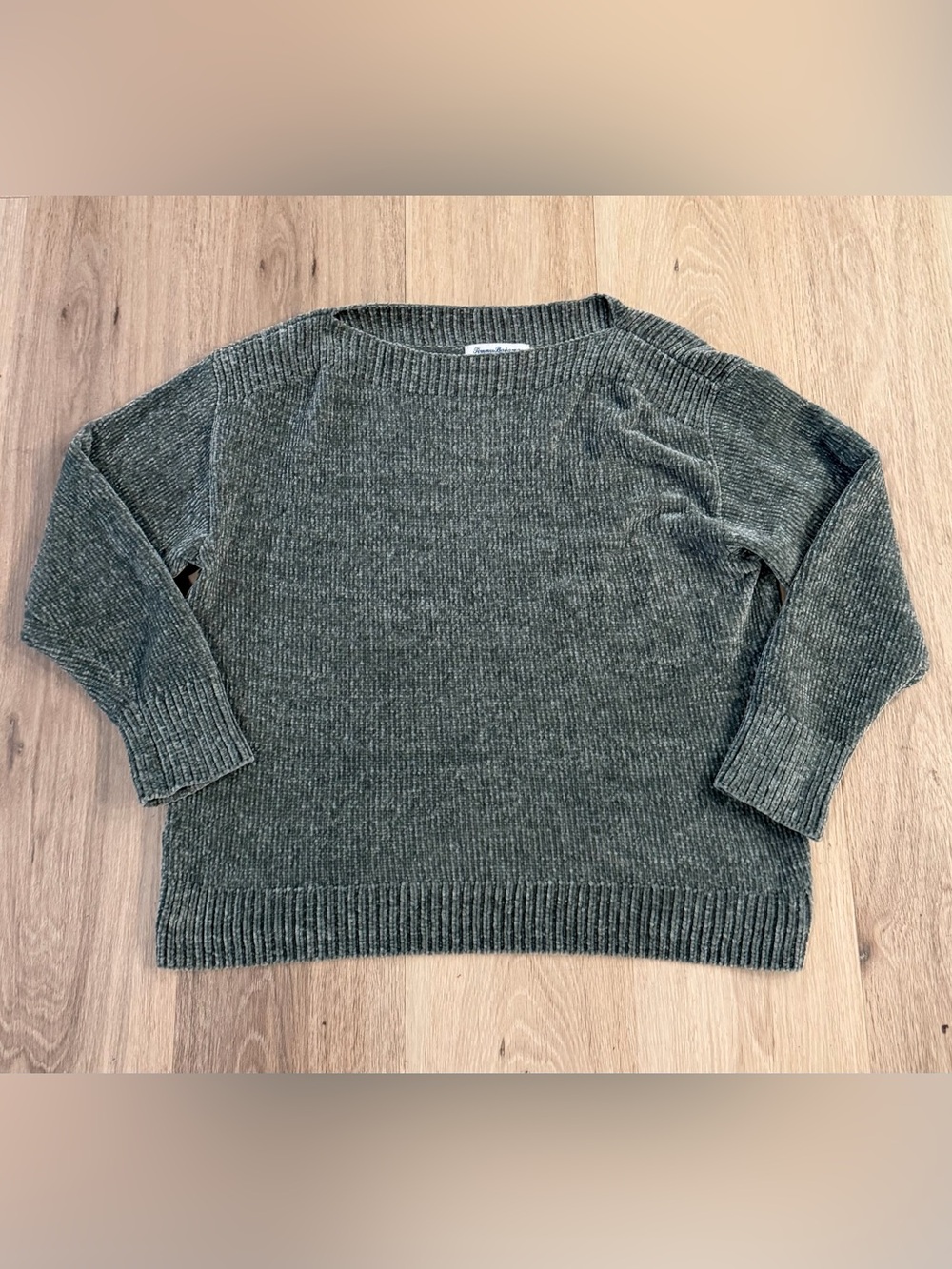 Tommy Bahama Women’s Olive Green Island Luna Chenille Sweater size Medium